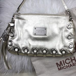 MICHAEL. Michael Kors   Astor grommet wristlet